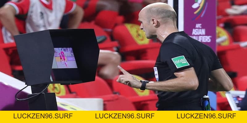 Công nghệ Var là gì và ảnh hưởng của nó đến trận đấu - LUCKZEN96.SURF Công nghệ Var là gì và ảnh hưởng của nó đến trận đấu - LUCKZEN96.SURF